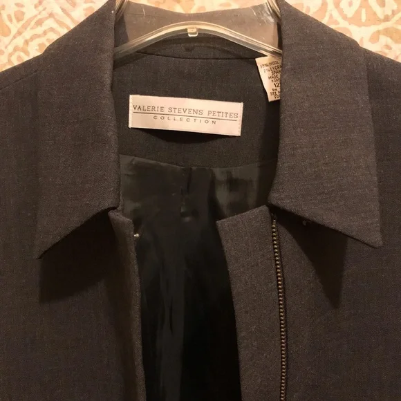 Valerie Stevens Petites Collection Gray Wool Zip Front Long Sleeve Jacket NWOT - Picture 3 of 15
